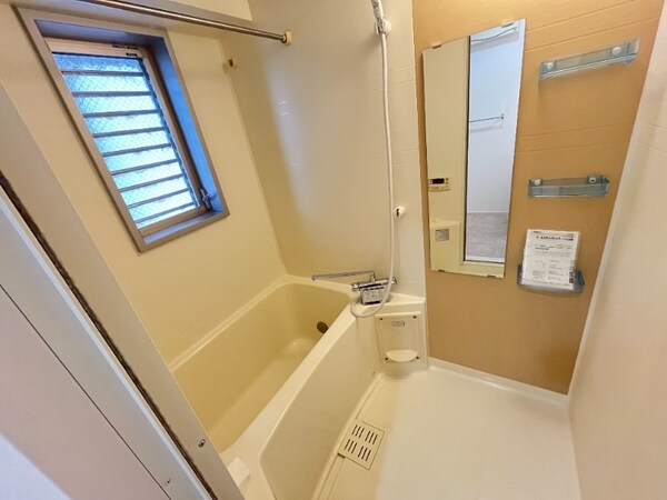 バス／シャワールーム等(別号室イメージ)