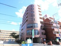 北九州モノレール小倉線 香春口三萩野駅 8階建 築29年の外観写真