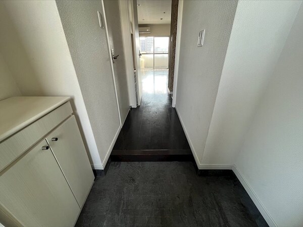 玄関(別号室イメージ)