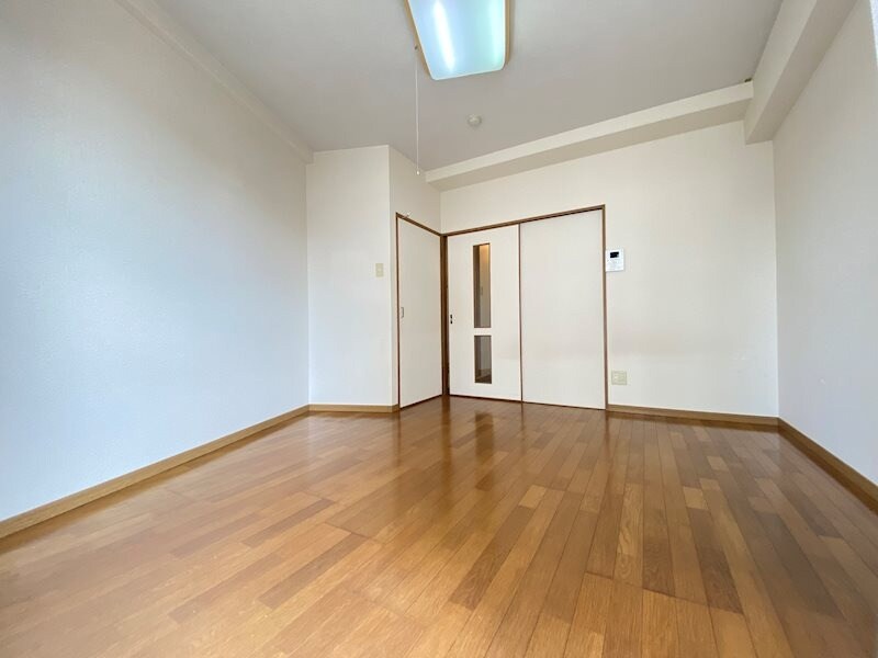 物件内観写真3　(同物件別部屋イメージ)