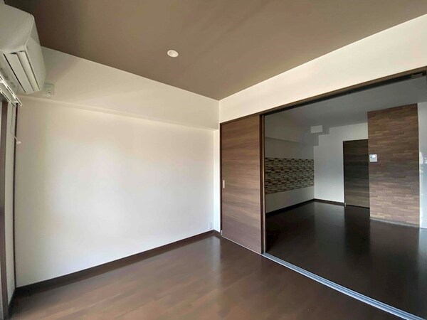 居室・リビング(別号室イメージ)