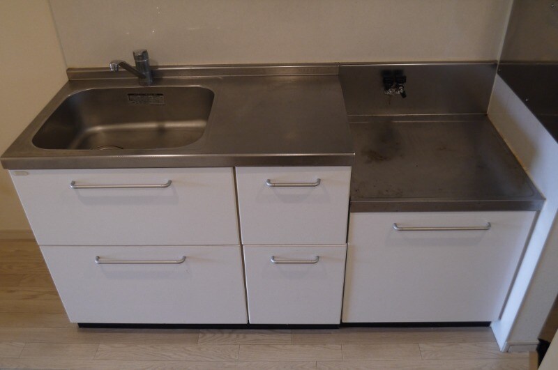 物件内観写真2　(別号室)