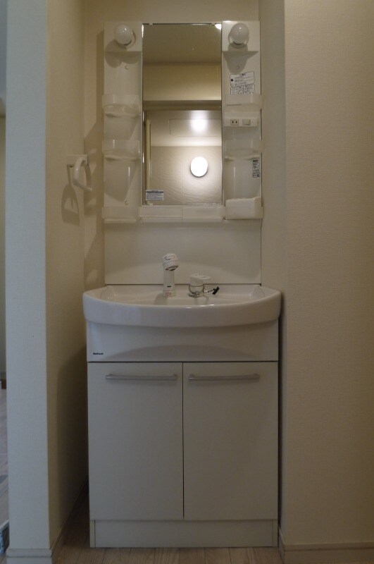 物件内観写真3　(別号室)