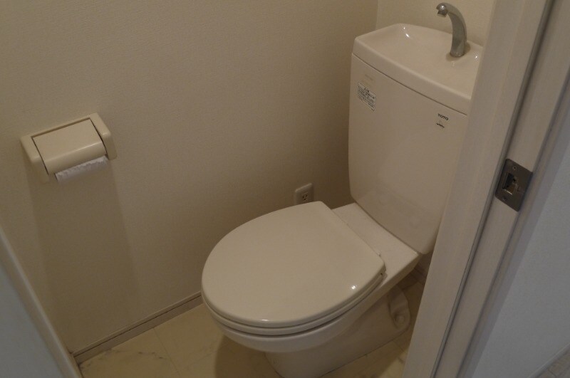 物件内観写真9　(別号室)