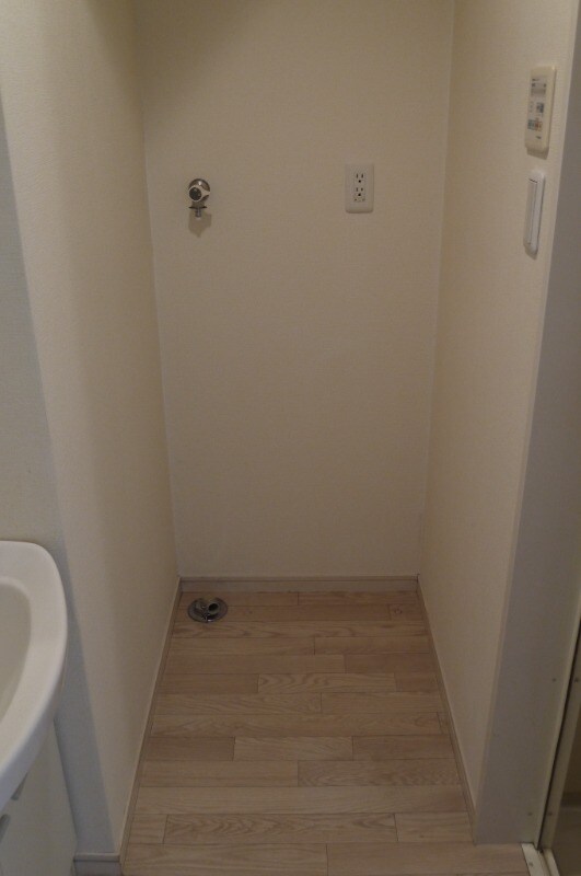 物件内観写真10　(別号室)