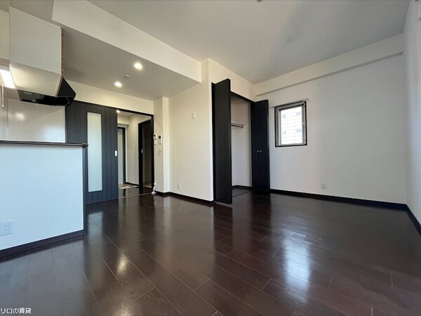 居室・リビング(別号室イメージ)