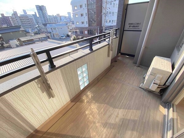 バルコニー(別号室イメージ)