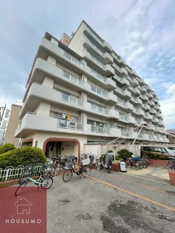 布亀マンションの物件外観写真