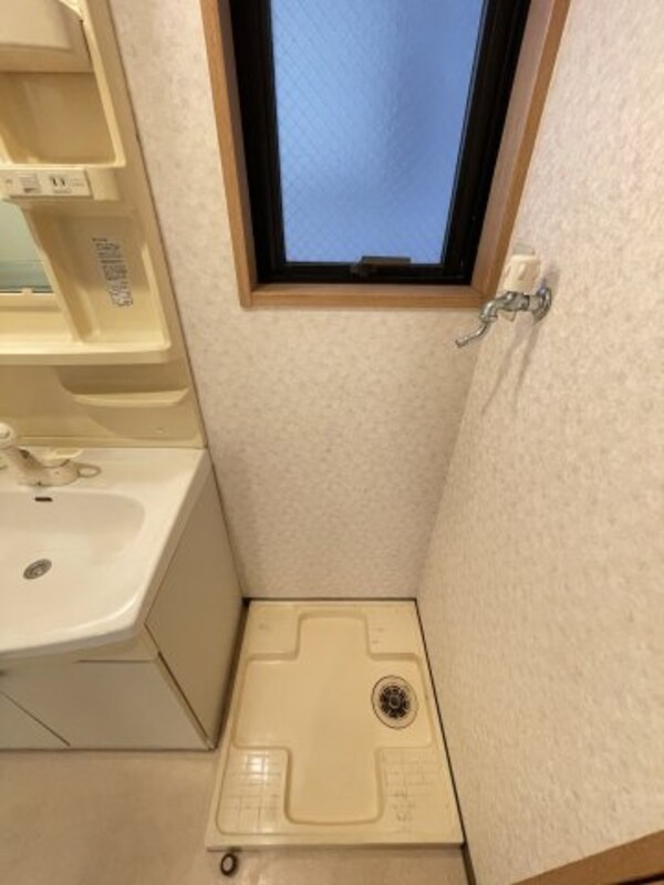 内装他