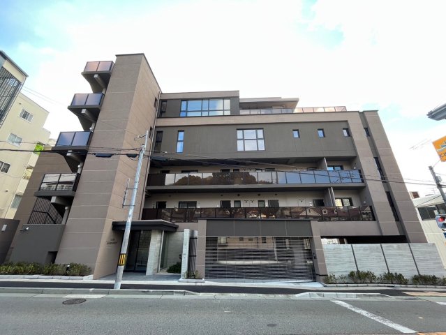 GOPI RESIDENCES
