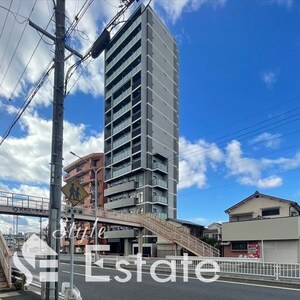 リシュドール川名駅外観写真
