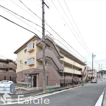 三鉦マンション外観写真