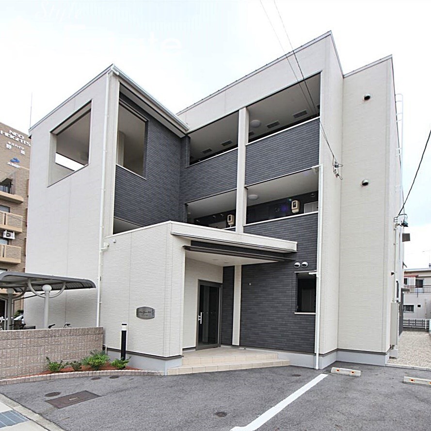 サングレイス野並の物件外観写真