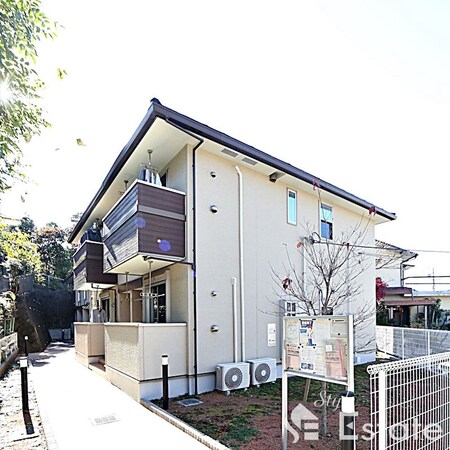 ヴァーサ清水ヶ岡外観写真