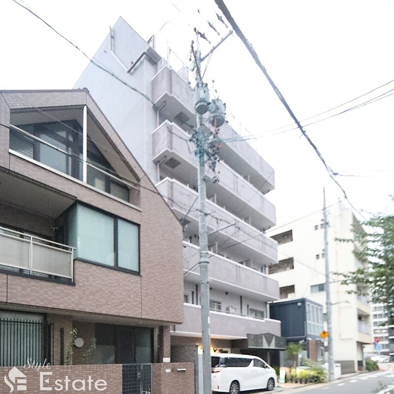 IZUMIIIIの物件外観写真