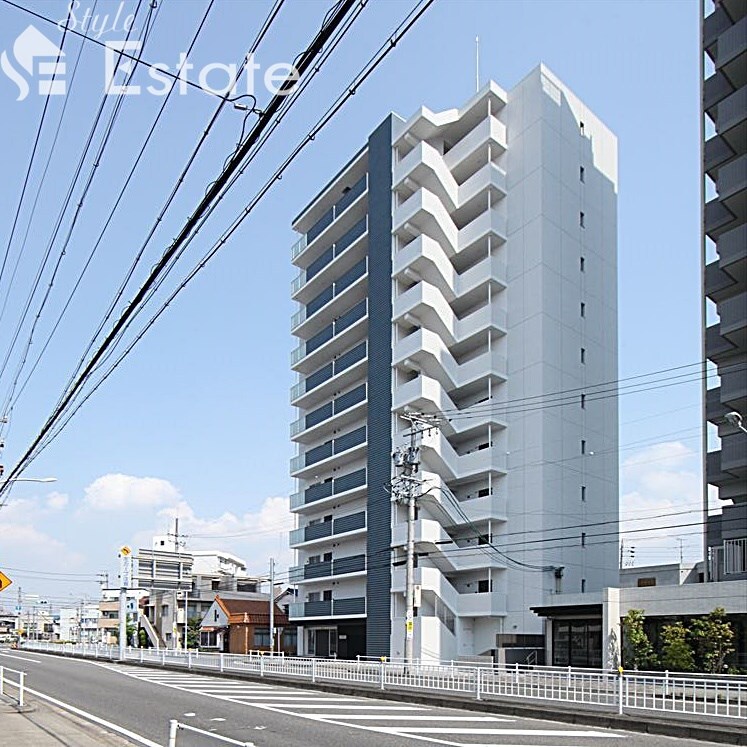 鉦銀館の物件外観写真