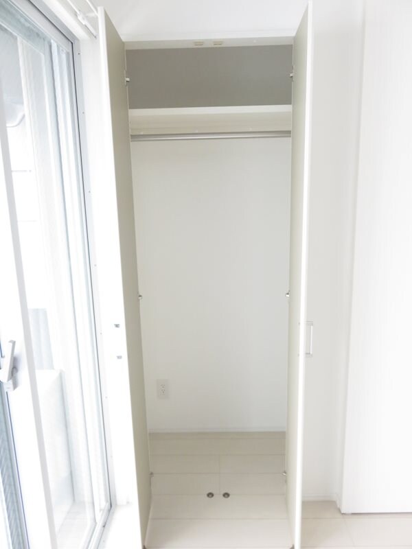 物件内観写真12　(クローゼット)