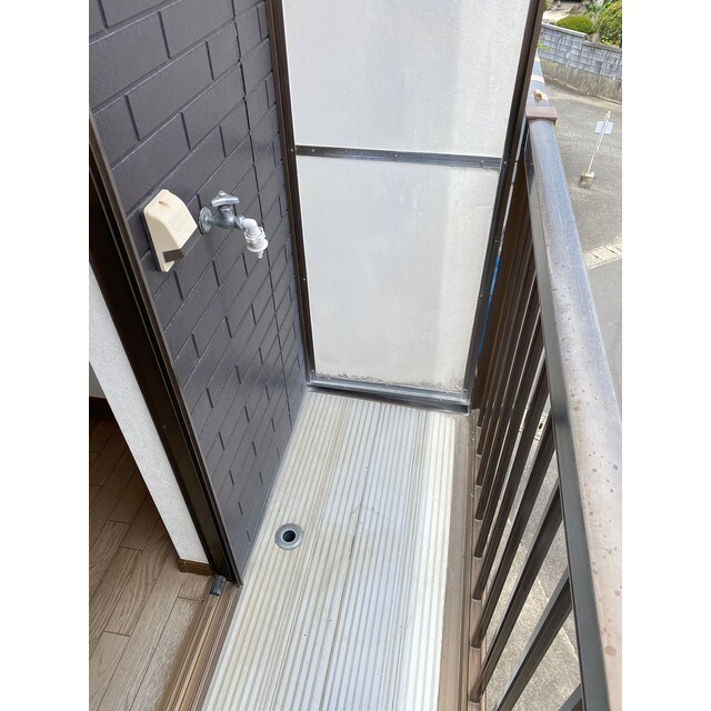 物件内観写真16　(室外洗濯機置き場)