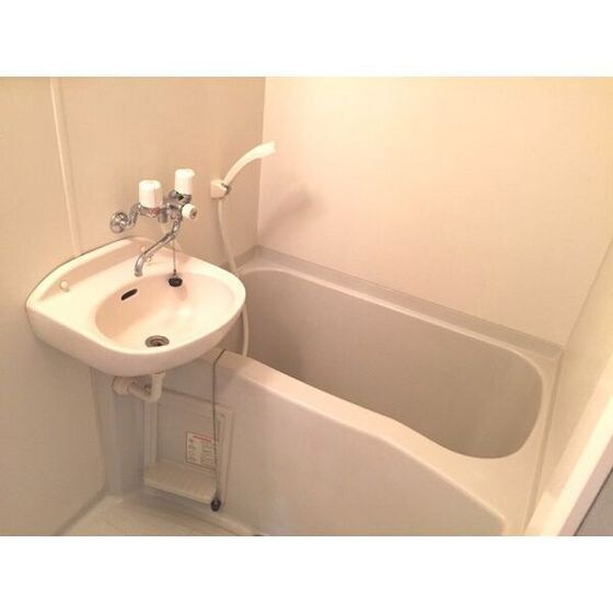 物件内観写真7　(※同タイプ別部屋の写真です現況)