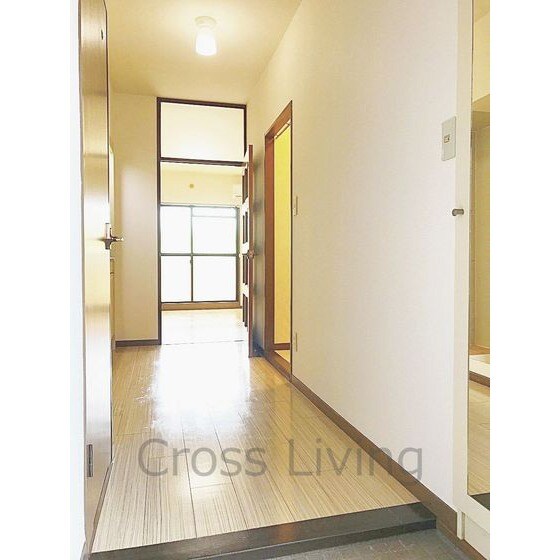 物件内観写真2　(※同タイプ別部屋の写真です。現)