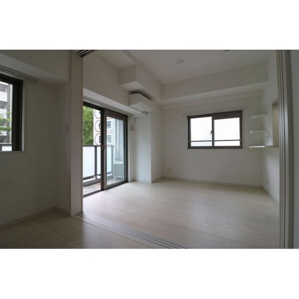 居室・リビング(※同タイプ別部屋のお写真です。)