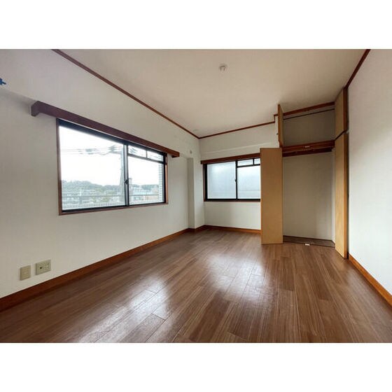 物件内観写真8　(※同タイプ別部屋写真。現況優先)