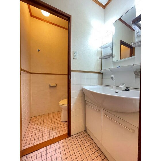 物件内観写真11　(※同タイプ別部屋写真。現況優先)