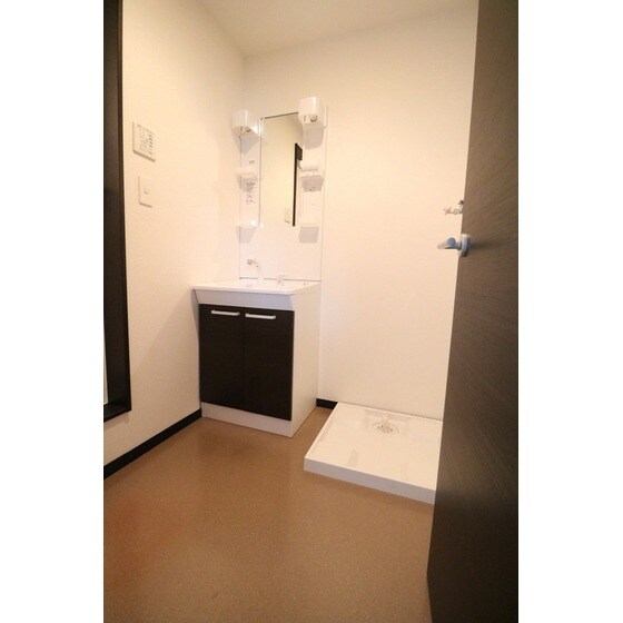 物件内観写真8　(※別部屋写真。現況優先※)