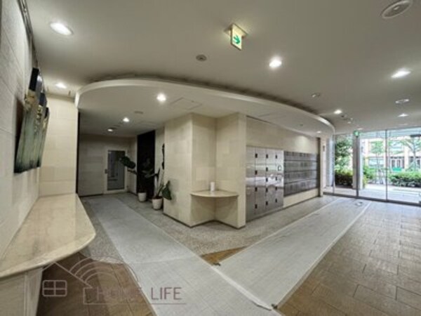 ロビー・ラウンジ