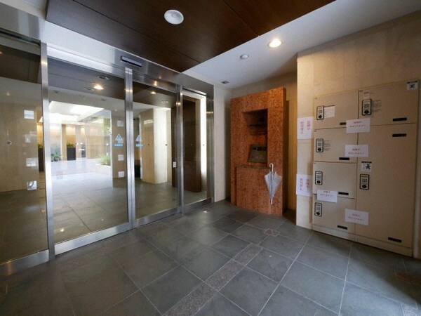 ロビー・ラウンジ