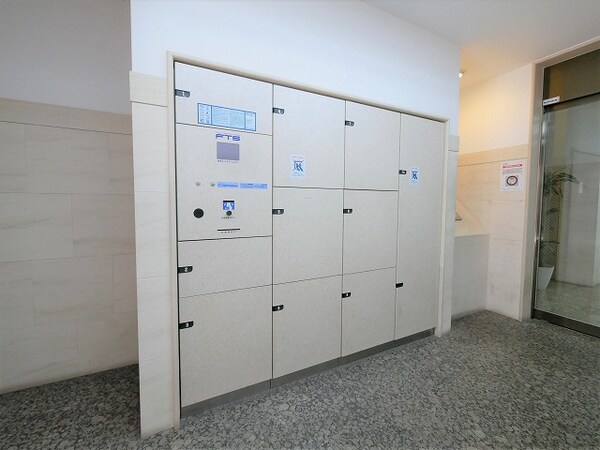 ロビー・ラウンジ