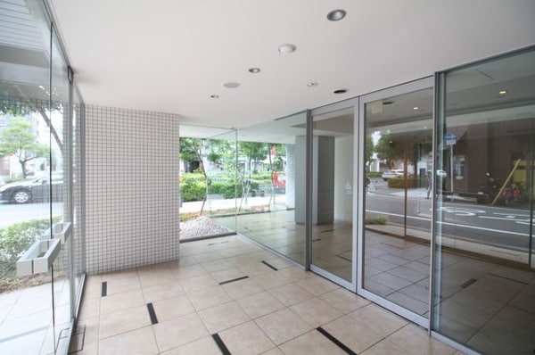 ロビー・ラウンジ