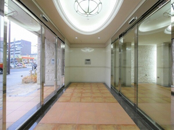 ロビー・ラウンジ