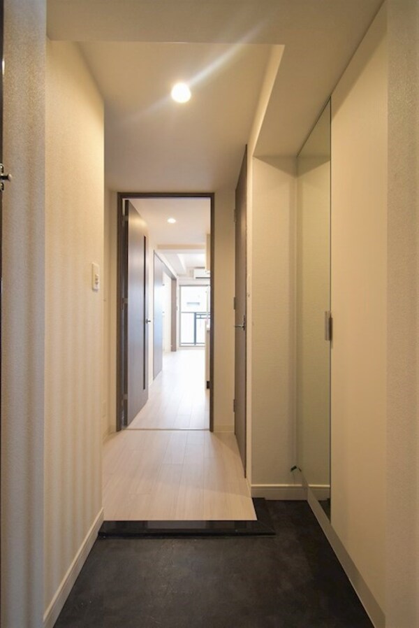 玄関(同施工会社の同仕様写真です。)