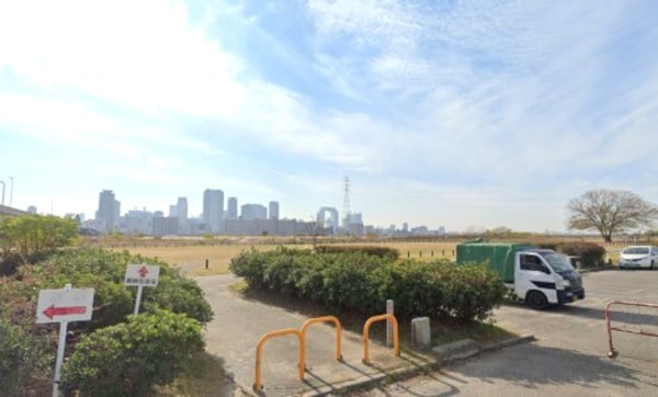 周辺環境(淀川河川公園 1084m)