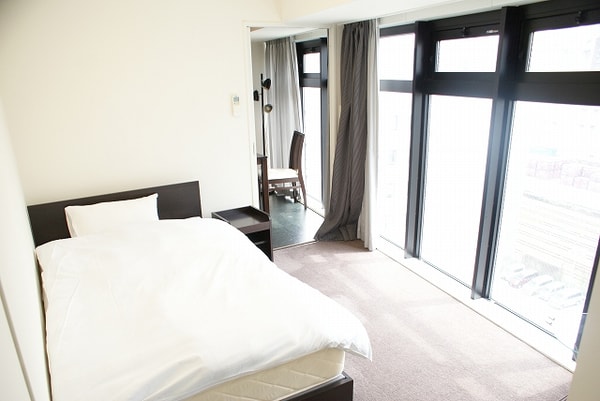 寝室(家具家電はイメージです。)