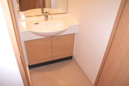 物件内観写真11　(洗面台)