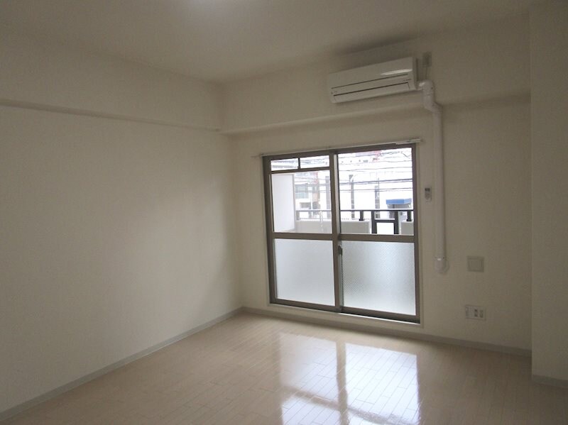 物件内観写真8　(洋室)