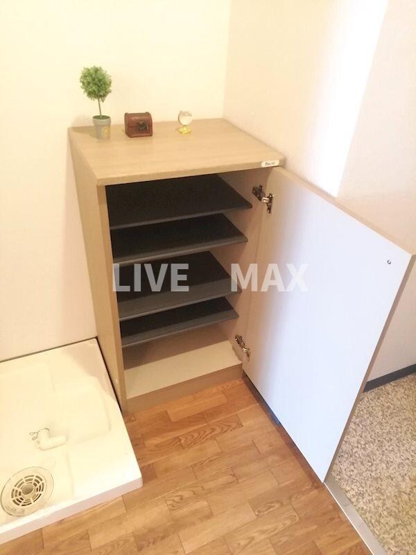 物件内観写真16　(シューズボックス)