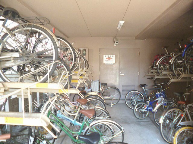 物件内観写真23　(駐輪場)