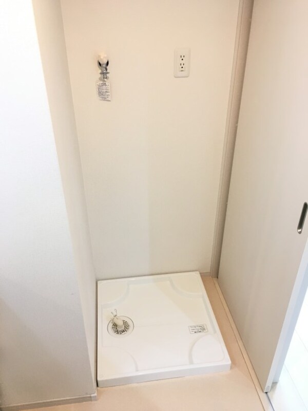建物設備(洗濯機置き場)