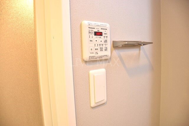 物件内観写真28　(浴室乾燥機)