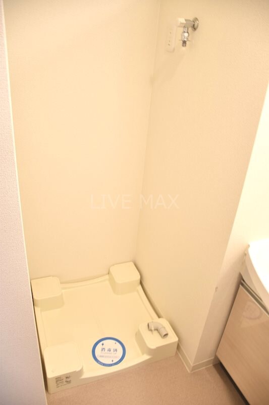 物件内観写真17　(洗濯機置き場)