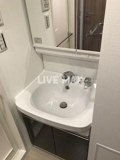 物件内観写真12　(独立洗面台♪)