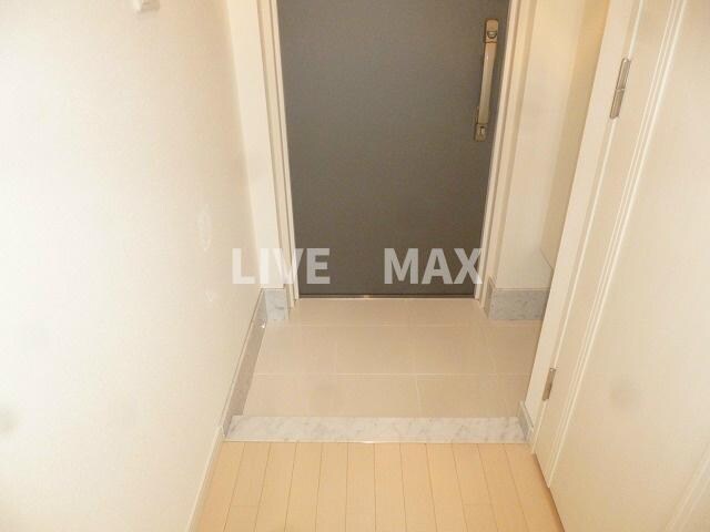 物件内観写真3　(シューズボックスあり♪)