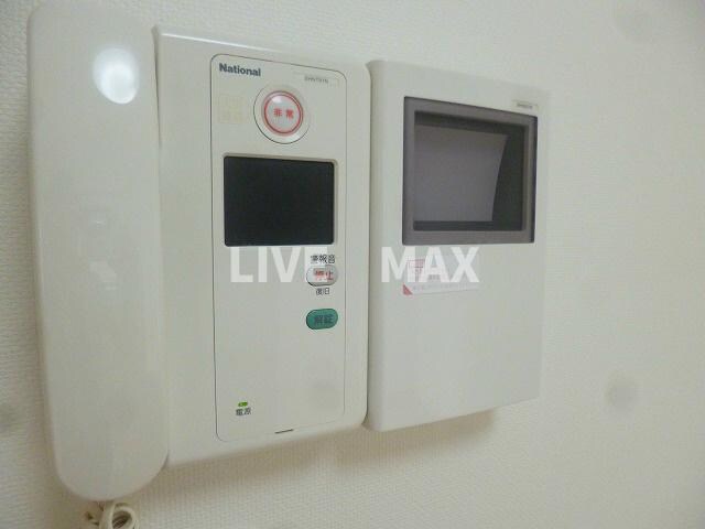 物件内観写真10　(TV付きモニタフォン♪)