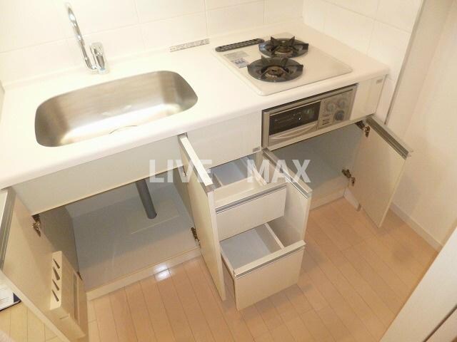 物件内観写真21　(キッチン収納部♪)