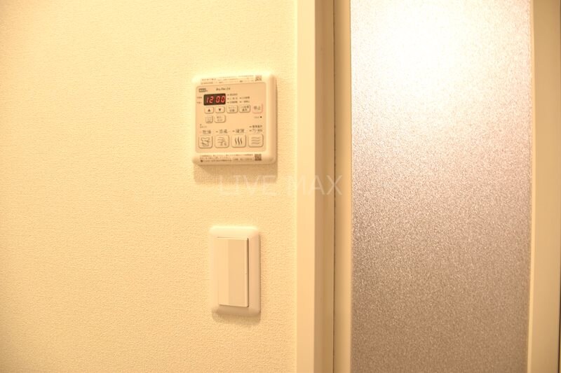 物件内観写真19　(浴室乾燥機)