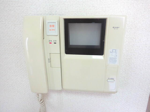 物件内観写真19　(TV付きインターホン♪)