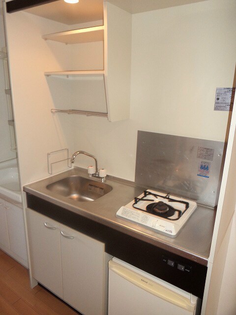 物件内観写真5　(ガスキッチン♪)
